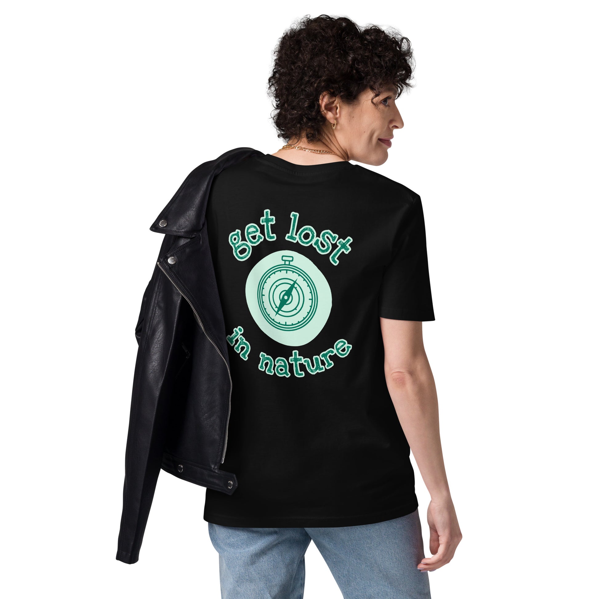 Sustainable t-shirt black back get lost in nature compass print lifestyle shot
